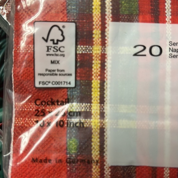 40 Holiday Napkins Tartan Red Plaid Cocktail & Luncheon Christmas - Picture 3 of 3